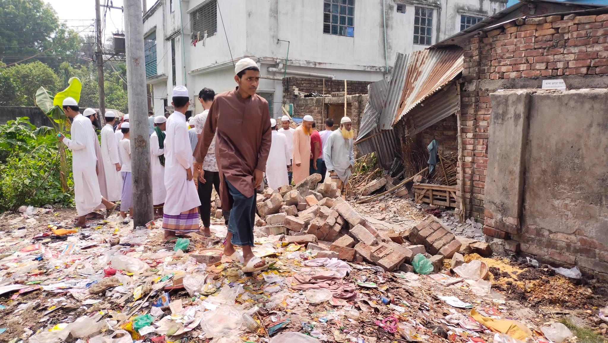 বগুড়ায় জামিল মাদ্রাসার দেয়াল ধসে নৈশপ্রহরীর মৃত্যু