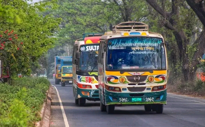 নোয়াখালীতে চলন্ত বাসে নোবিপ্রবি’র দুই শিক্ষার্থী হেনস্তার শিকার