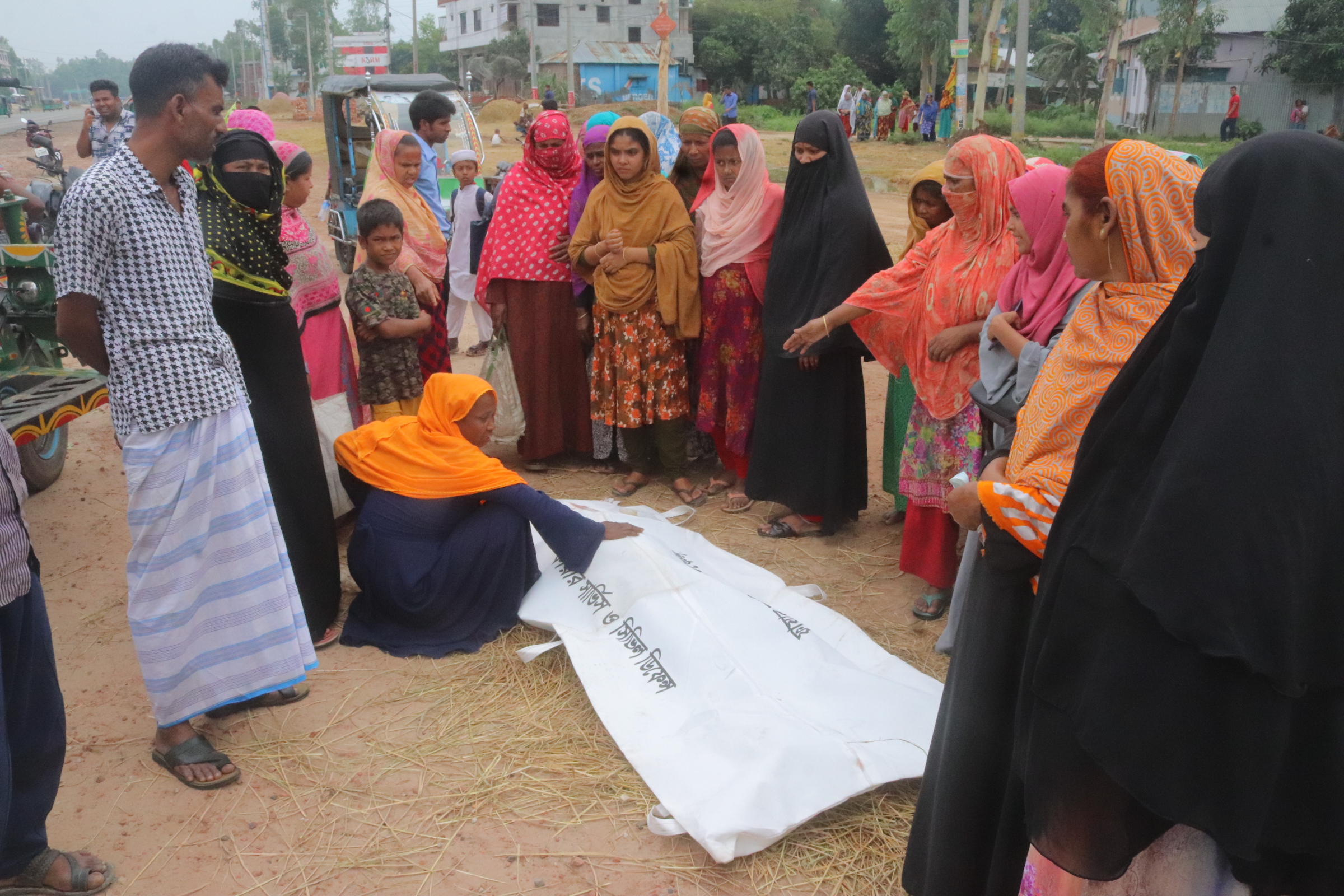 বগুড়ায় সড়ক দুর্ঘটনায় সাবেক সেনা সদস্যের মৃত্যু